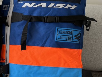 Naish Dash 8m 2021